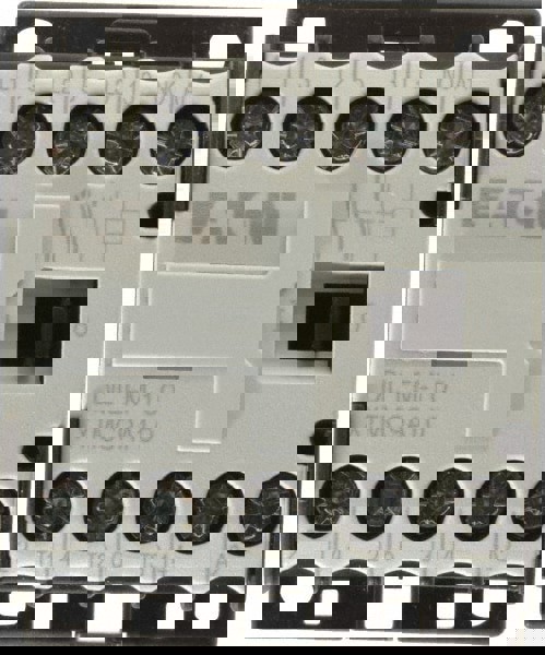 IEC Contactor: 3 Poles, 8.8 A Load Amps-Inductive, 20 A Load Amps-Resistive, NO